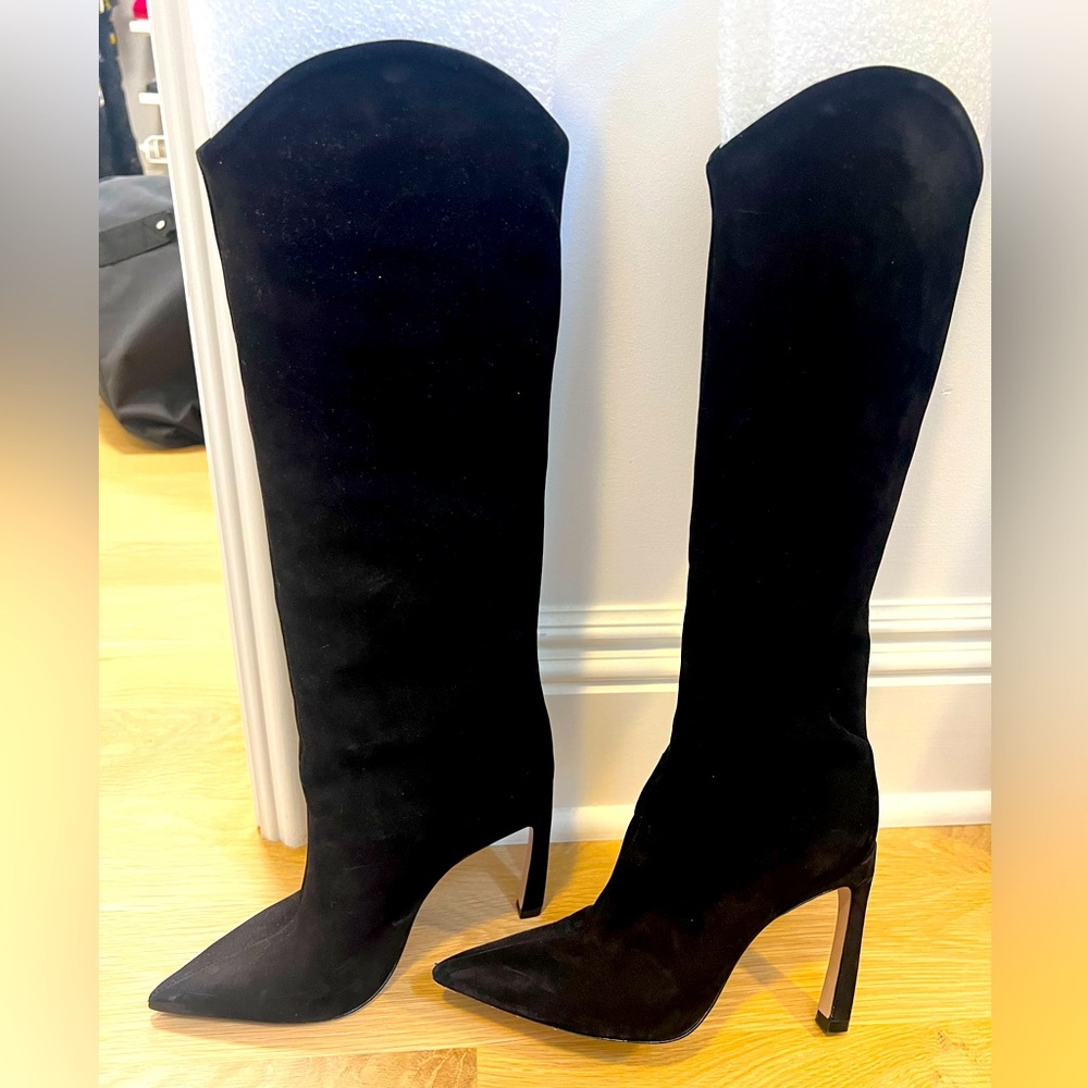 Worn once! Great condition. Schutz Maryana Sculpt Nubuck Boot in black size 6.5